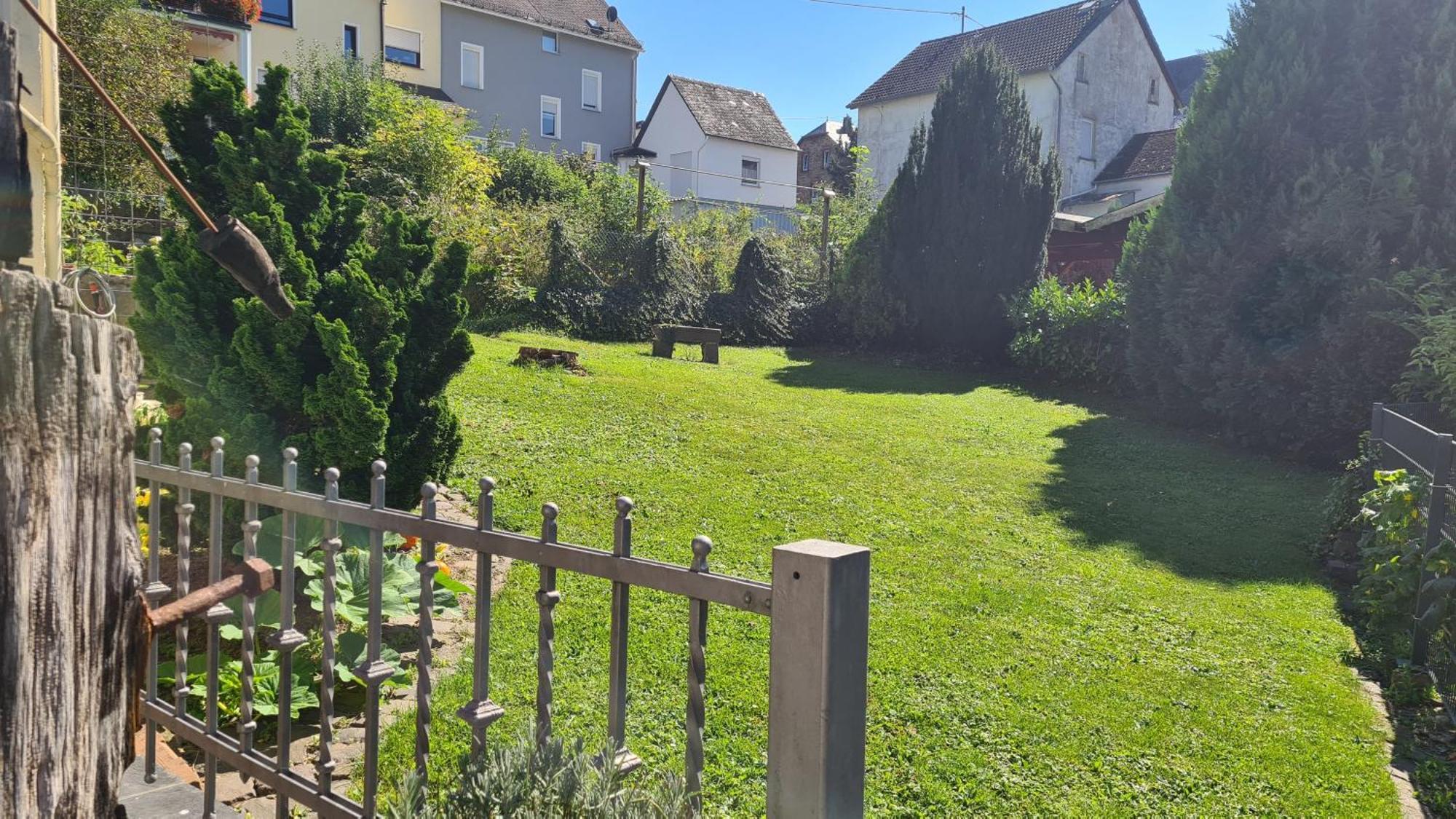 Apartmán Moselperle- Urlaub Im Historischen Fachwerkhaeuschen Bullay Exteriér fotografie